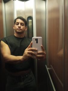 614990149: Chico busca chica en Zaragoza