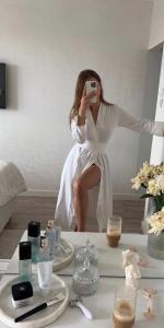 604133828: Chica busca chico en Madrid