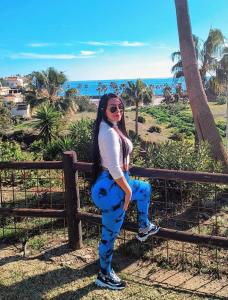 613655865: Chica busca chico en Barcelona