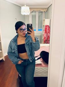 742053470: Chica busca chico en Valencia