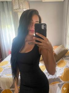688394537: Chica busca chico en Madrid