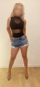 688394537: Chica busca chico en Madrid