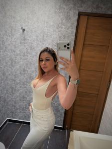 632567427: Chica busca chico en Málaga