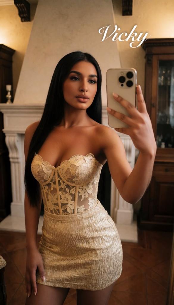 660453556: Chica busca chico en Madrid