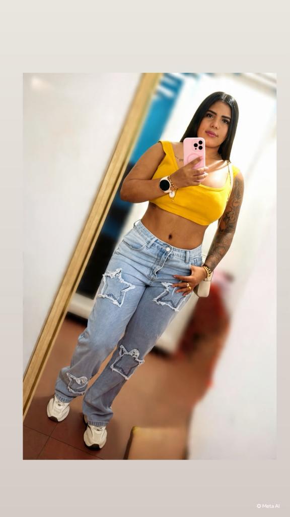 654632918: Chica busca chico en Sevilla