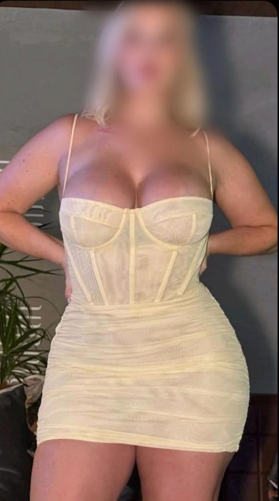 611271119: Chica busca chico en Barcelona