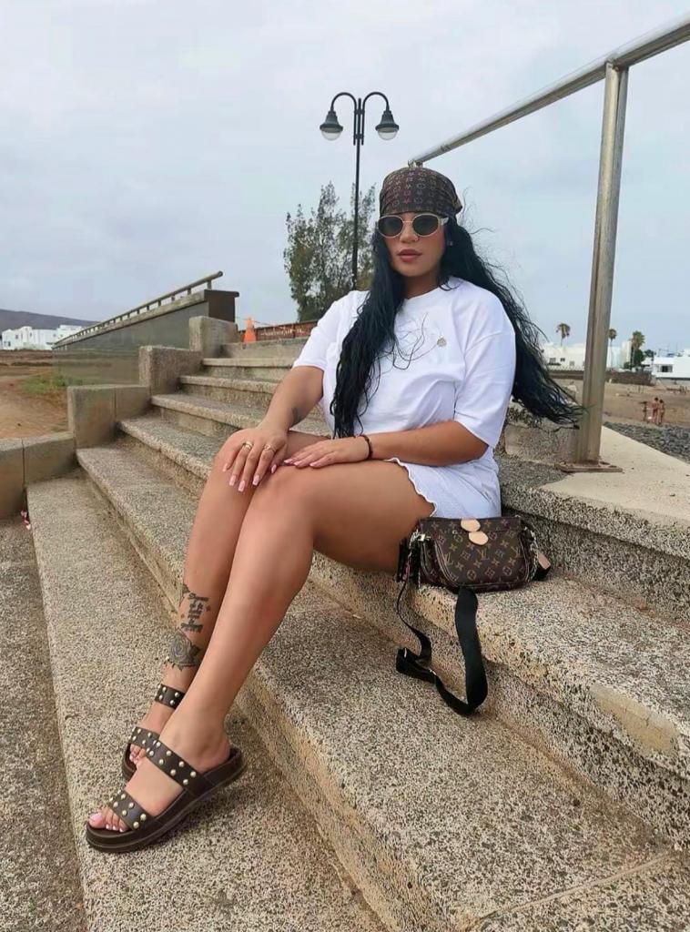 641906164: Chica busca chico en Madrid