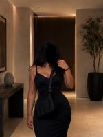 604394781: Chica busca chico en Barcelona