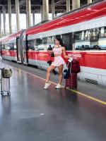 642177194: Chica busca chico en Madrid