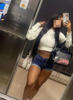 643553129: Chica busca chico en Sevilla