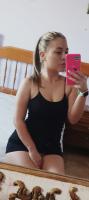 613886017: Chica busca chico en Granada