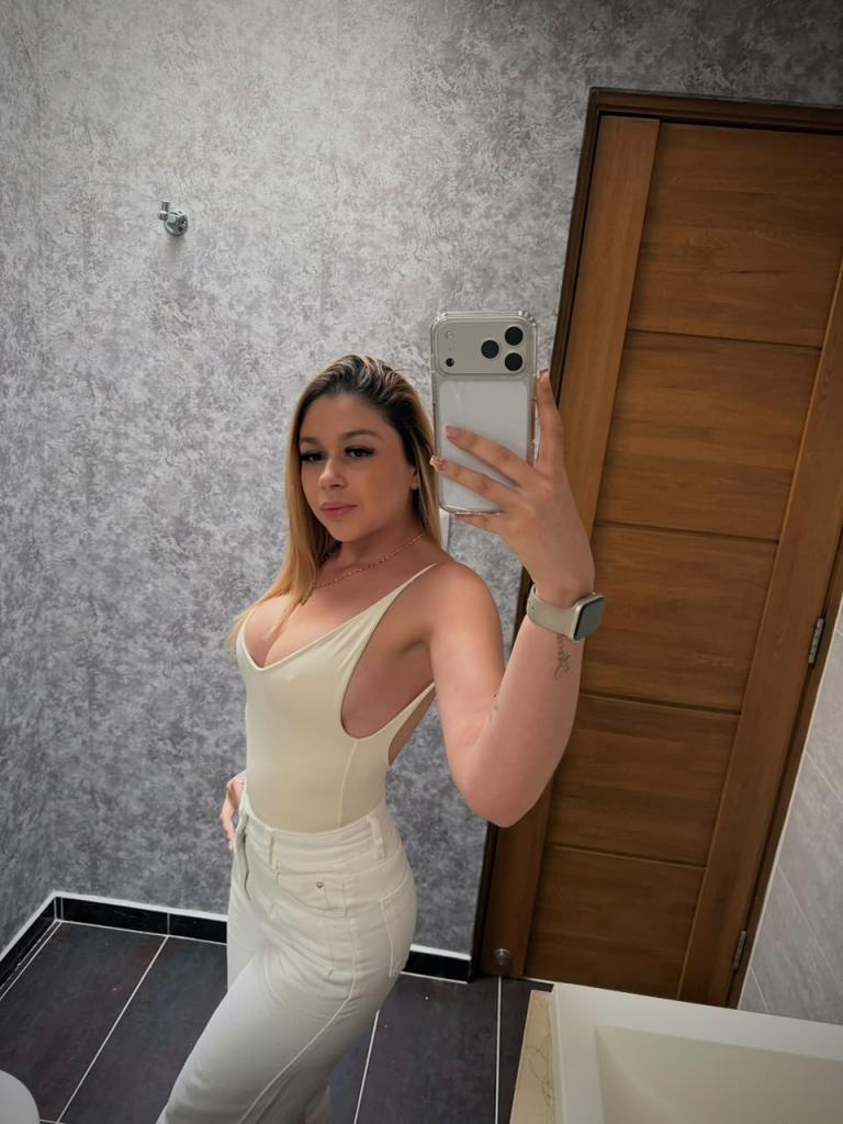 632567427: Chica busca chico en Málaga
