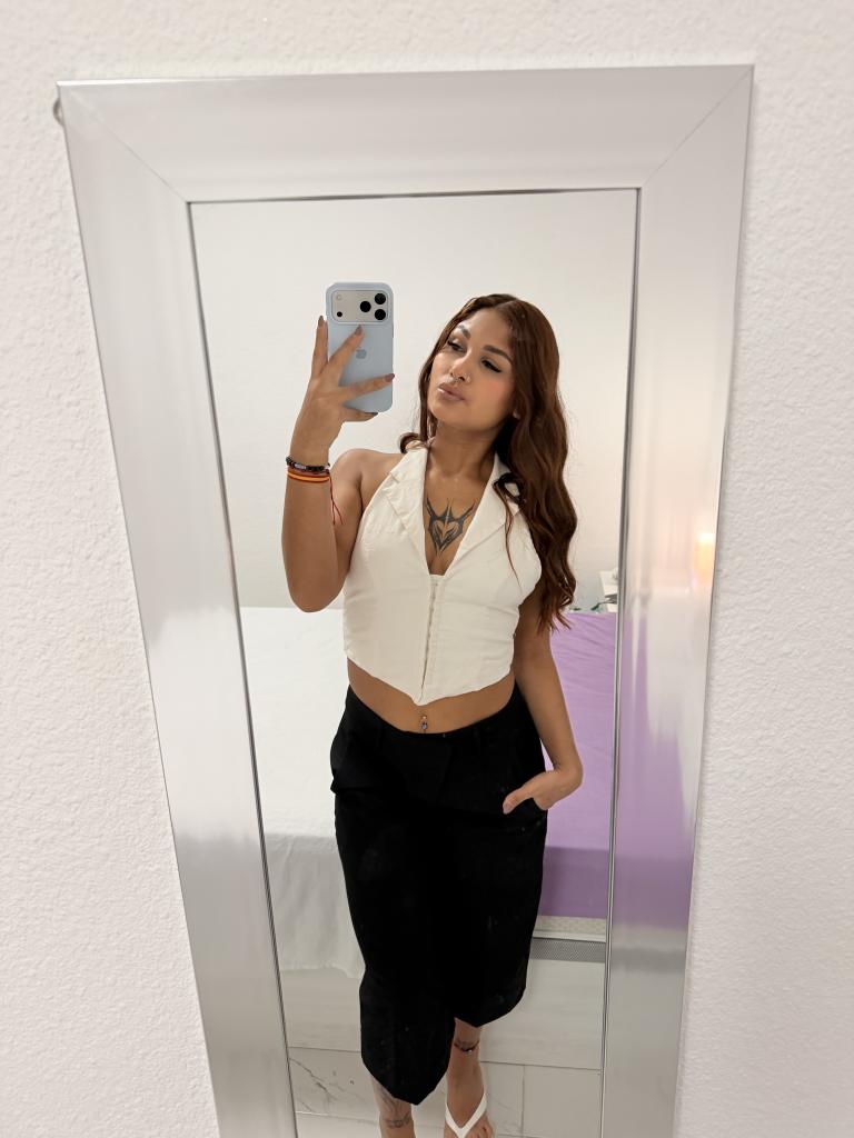 641355341: Chica busca chico en Granada