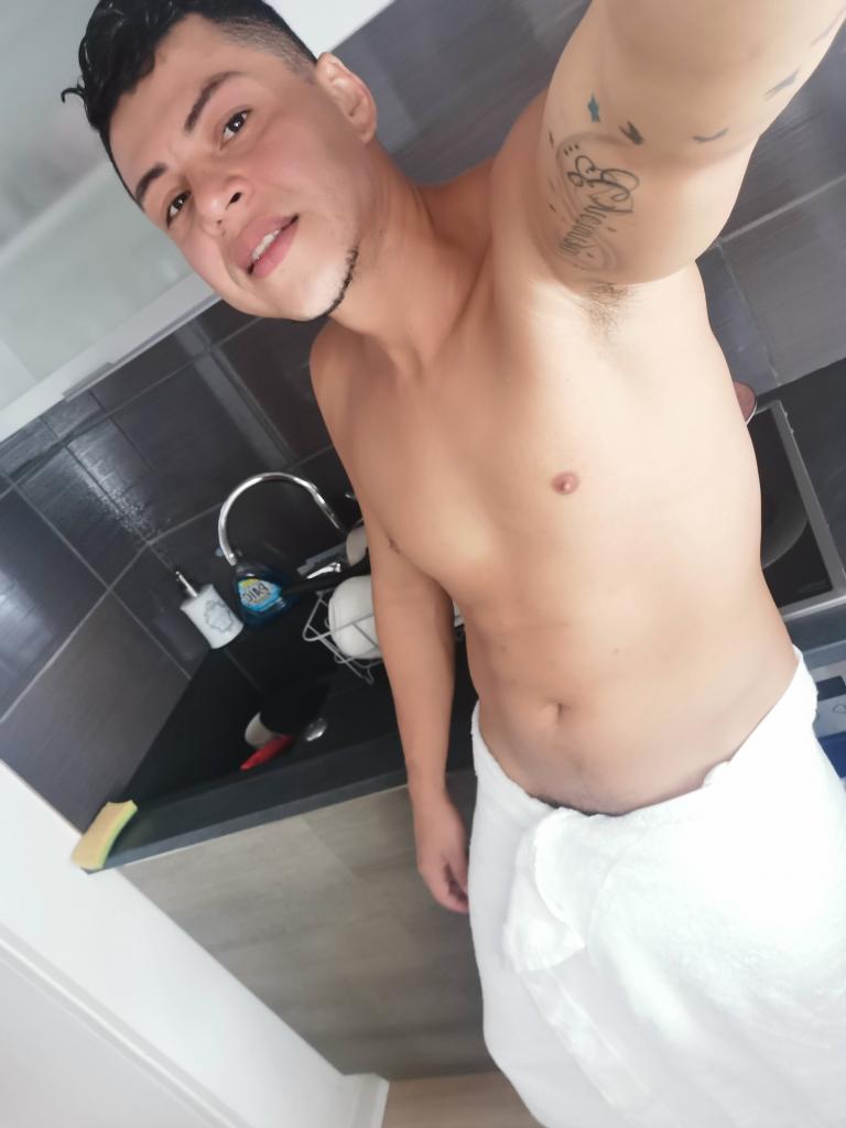 Chico busca chica en Málaga: 