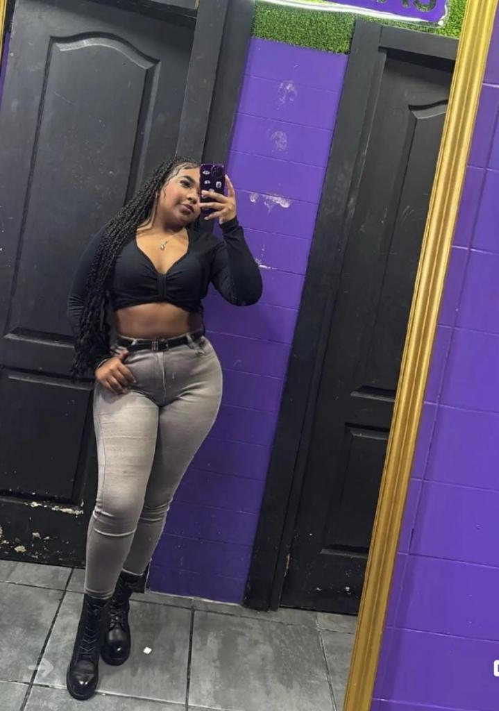 Chica busca chico en Sevilla: 