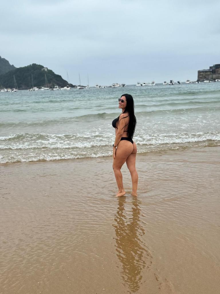 633545551: Chica busca chico en Navarra