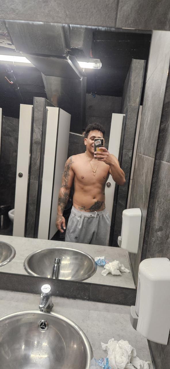 Chico busca chica en Alicante: 