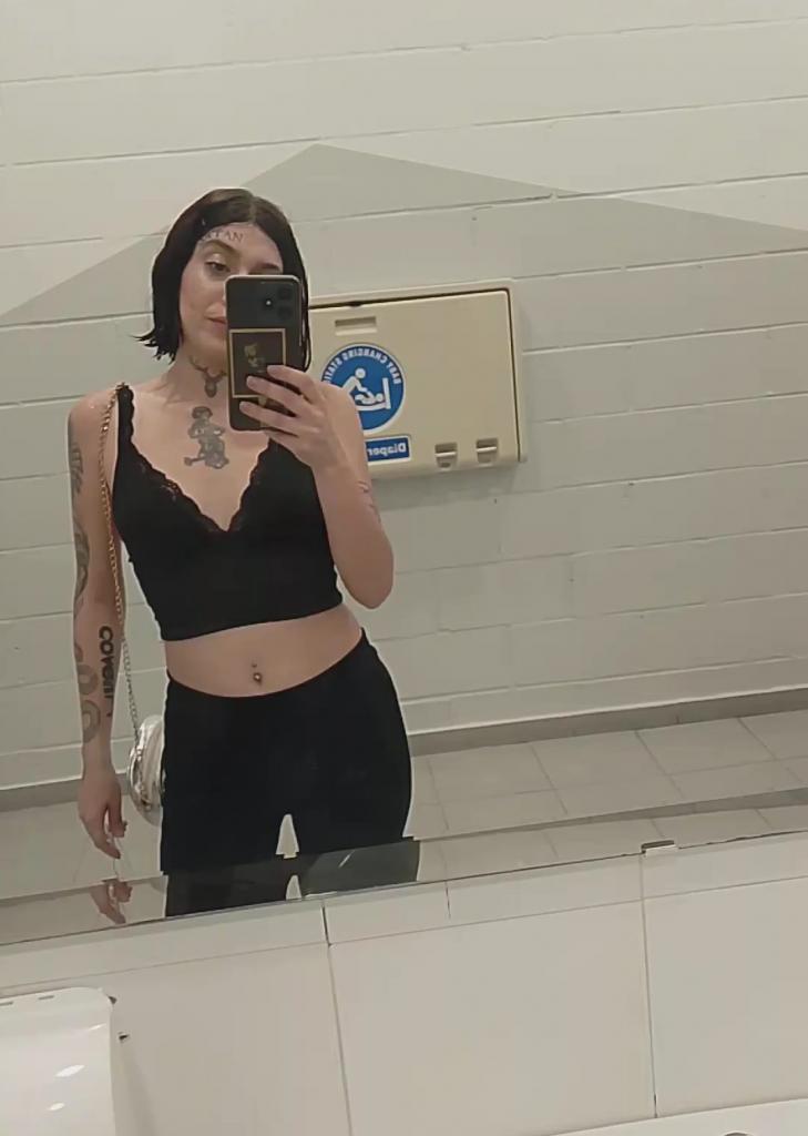 Chica busca chico en Sevilla: 