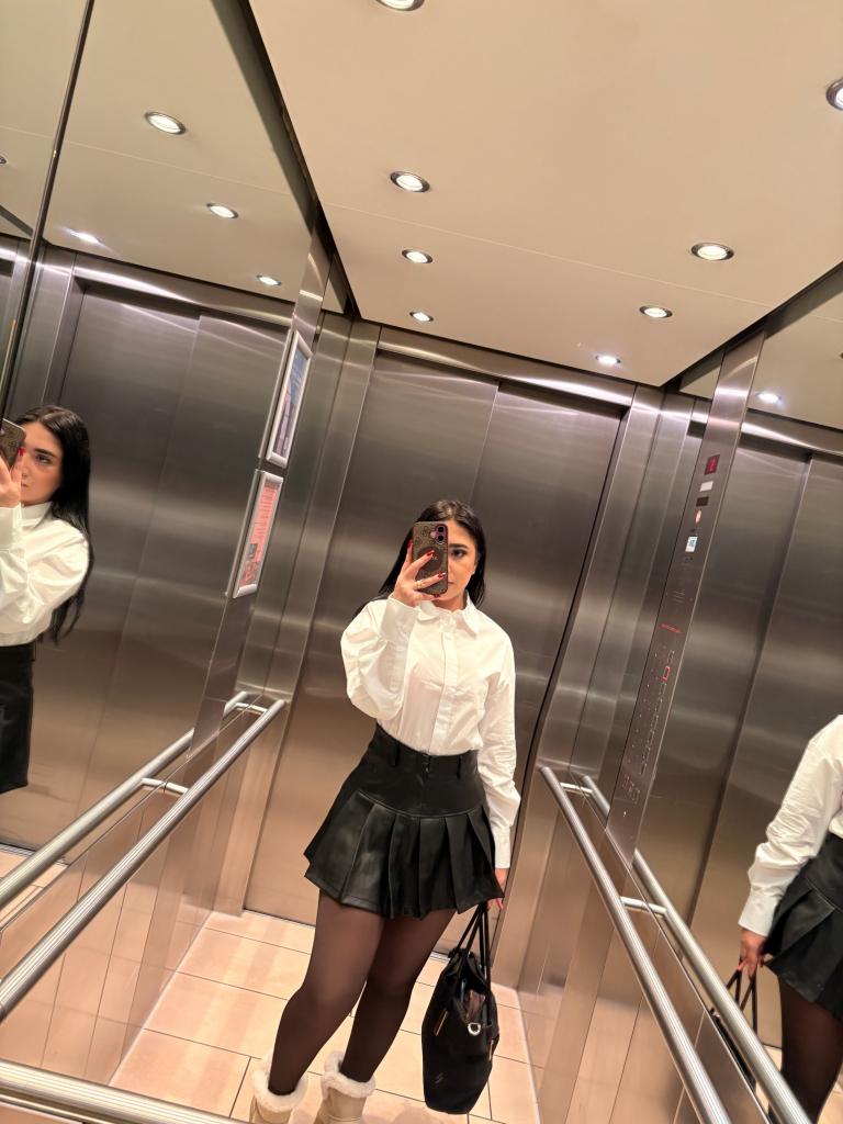 625212250: Chica busca chico en Sevilla