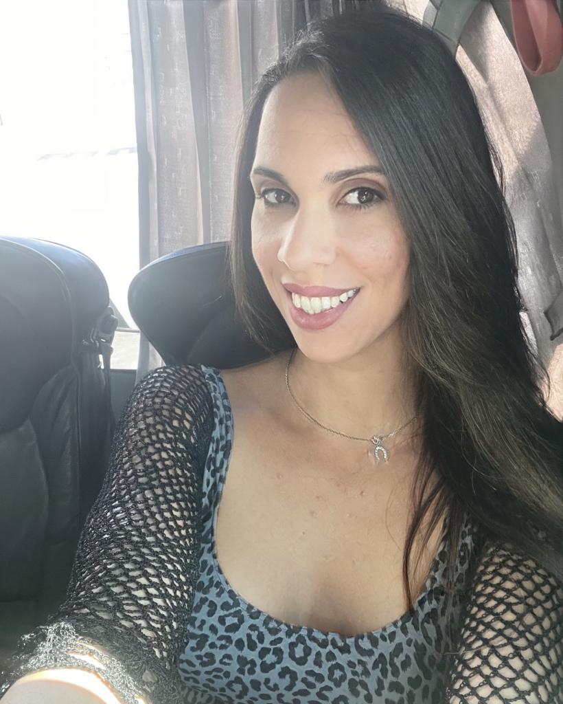 611214096: Transexual en Pontevedra