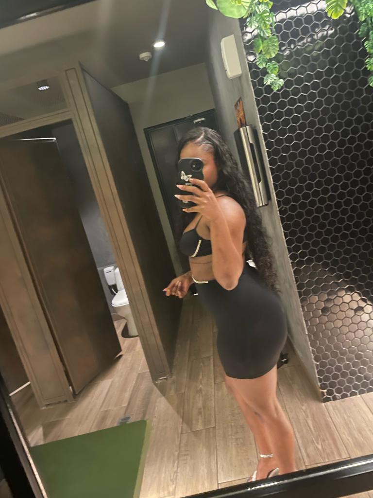 613906857: Chica busca chico en Las Palmas