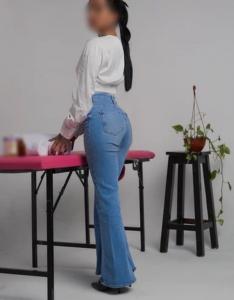 657471018: Chica busca chico en León