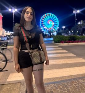 634396265: Chica busca chico en Sevilla