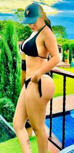 643529261: Chica busca chico en Tenerife