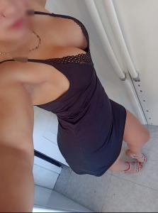 643587143: Chica busca chico en Huelva