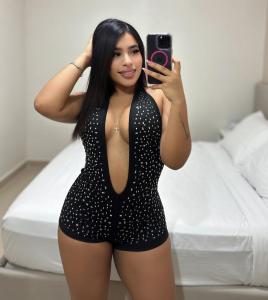 687658076: Chica busca chico en Sevilla