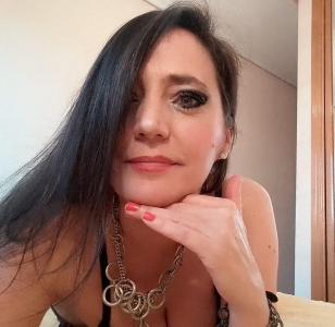 635303303: Chica busca chico en Madrid