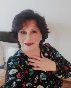 641778033: Chica busca chico en La Coruña