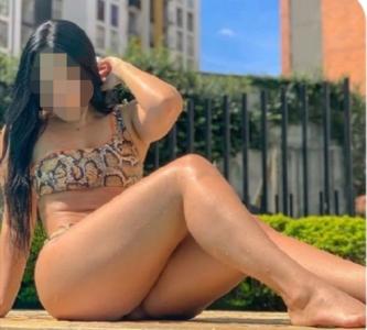 631768361: Chica busca chico en Pontevedra