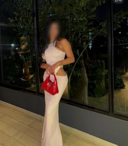 611377775: Chica busca chico en Cádiz