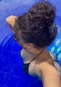 611297431: Chica busca chico en Sevilla