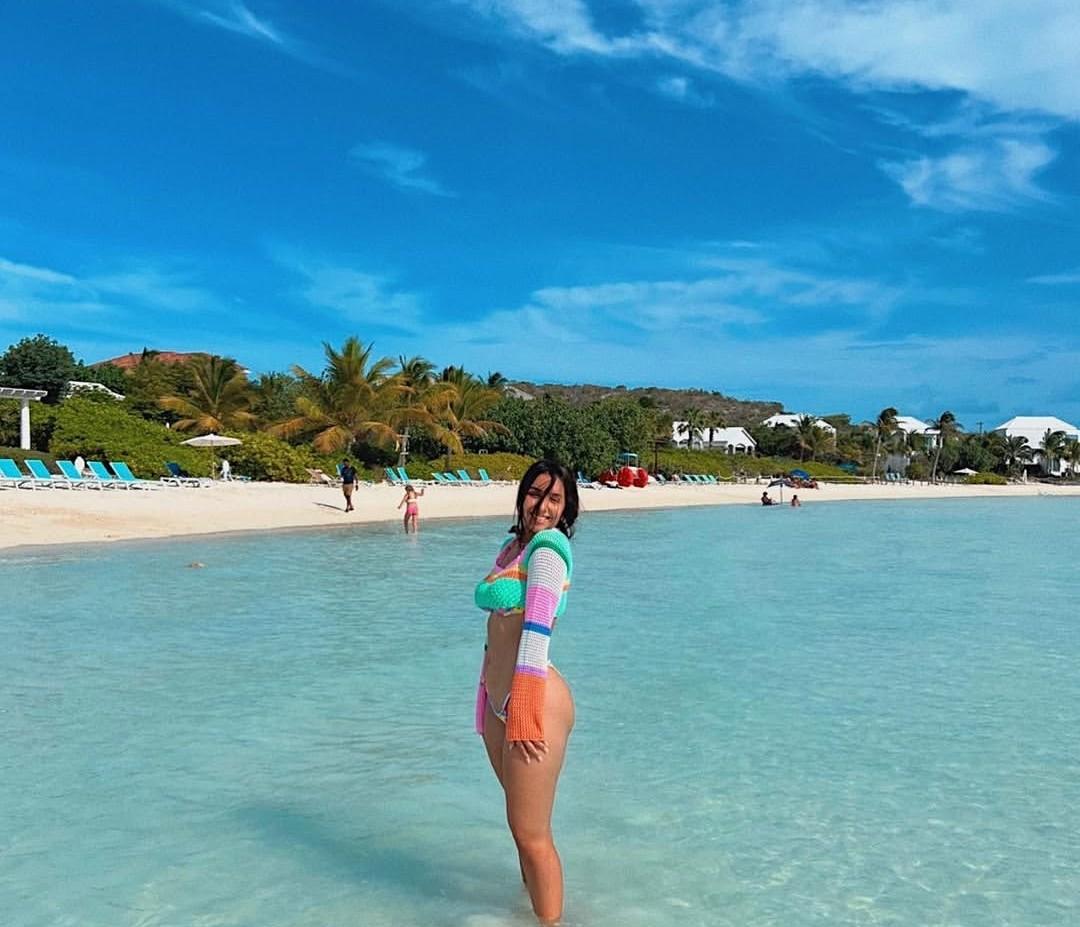 613930188: Chica busca chico en Barcelona