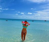 613930188: Chica busca chico en Barcelona