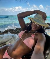 742059482: Chica busca chico en Tenerife