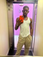 671155208: Chico busca chica en Madrid