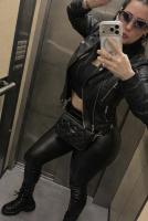 613944750: Chica busca chico en Málaga