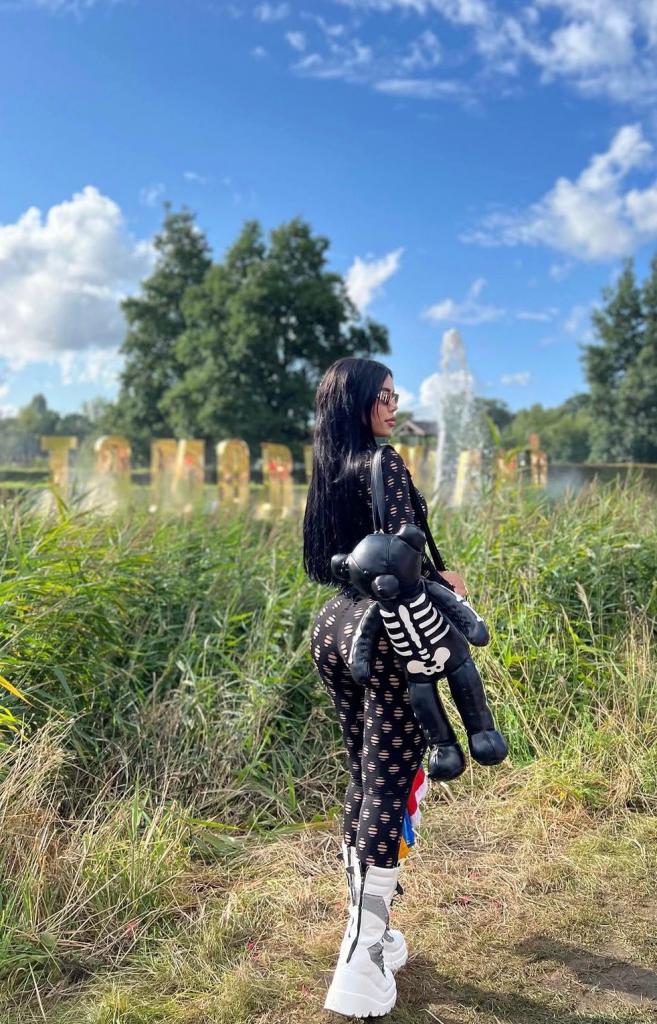 Chica busca chico en Murcia: 