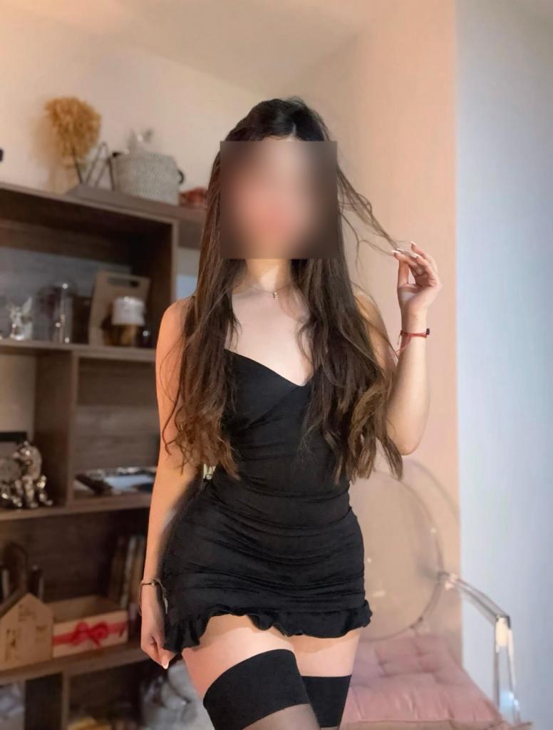 624072179: Chica busca chico en Madrid