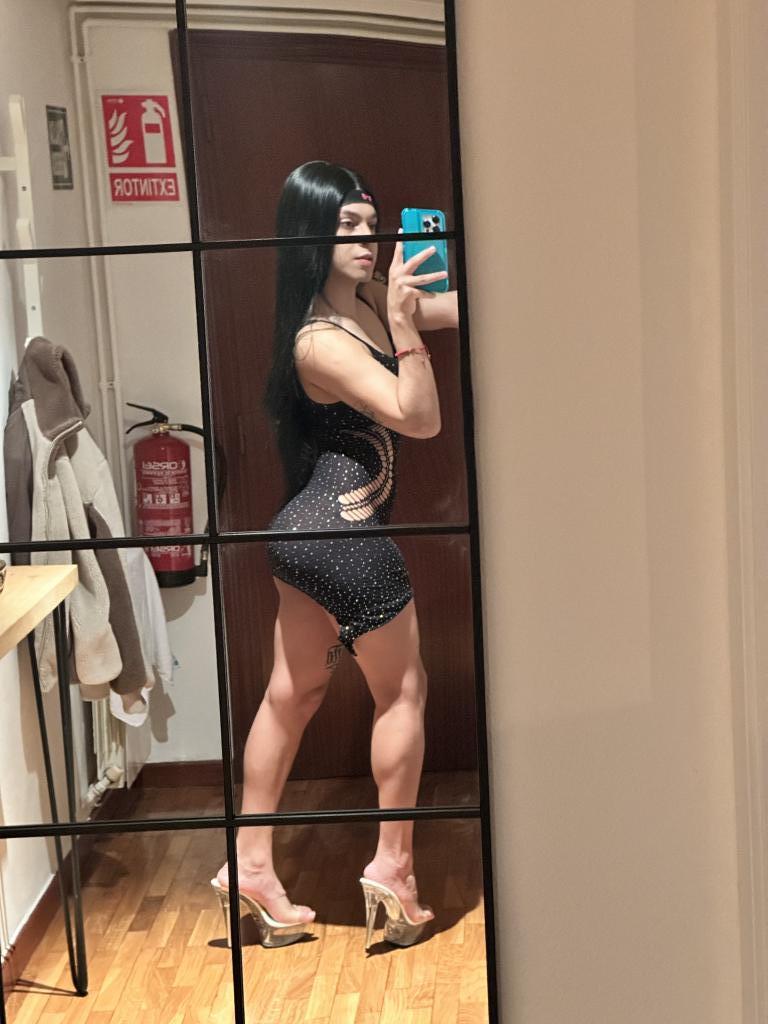 604237944: Transexual en Granada