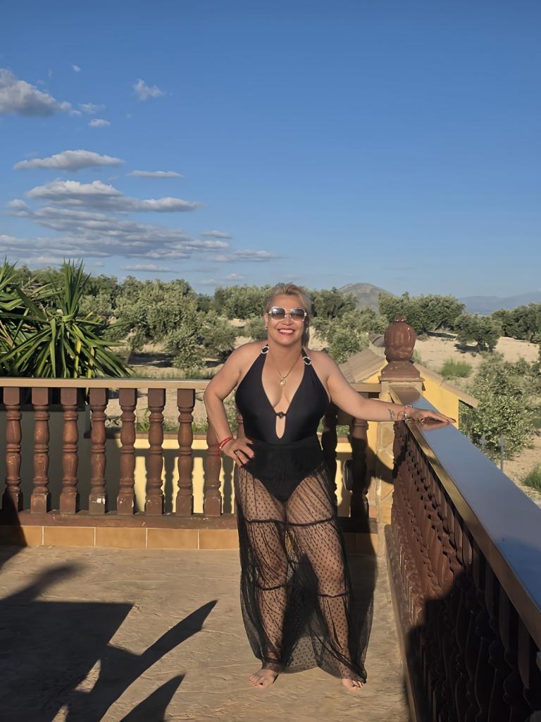 Chica busca chico en Granada: 