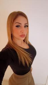 617085684: Chica busca chico en Málaga