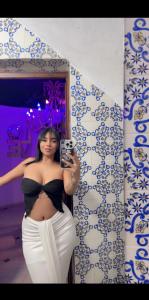613561886: Chica busca chico en Málaga