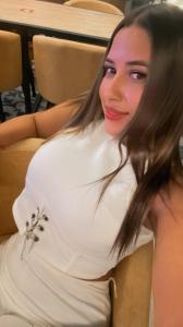 640720883: Chica busca chico en Barcelona