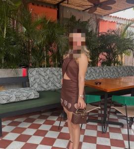 611261312: Chica busca chico en Alicante