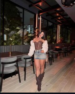 602736034: Chica busca chico en Zaragoza