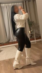 611333832: Chica busca chico en Tarragona
